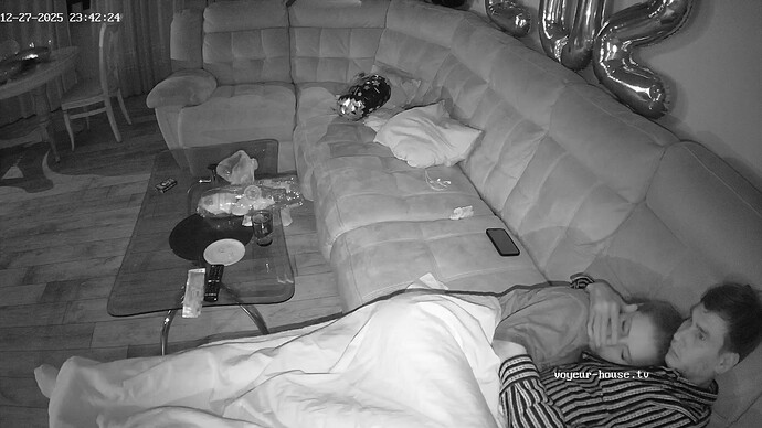 realm126-cam16-1766868168