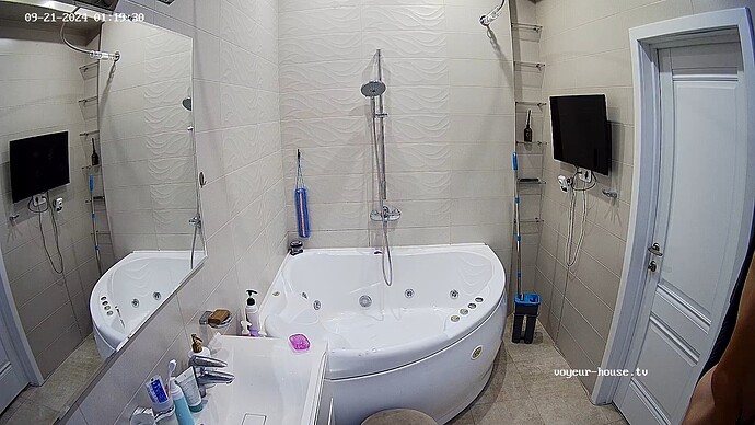 realm47-cam110-1726872391