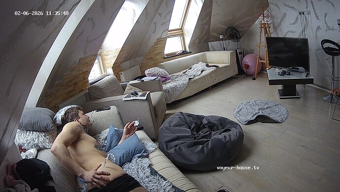 realm8-cam16-1770370589