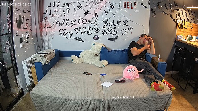 realm94-cam15-1764534599