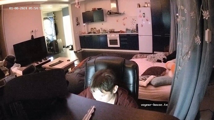 realm18-cam16-1704682537