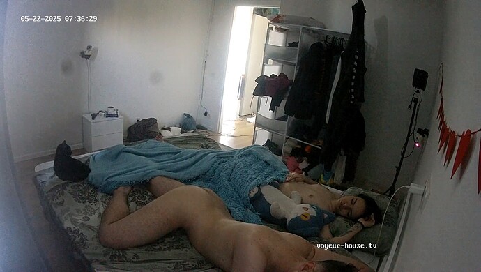 realm69-cam18-1747922277
