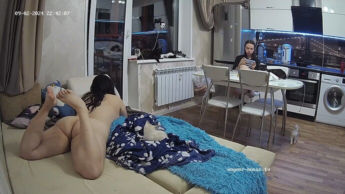 videoframe_1400