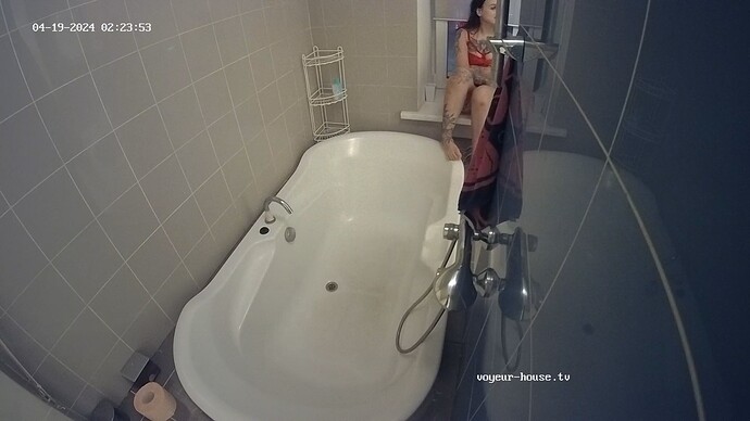 realm48-cam111-1713483208