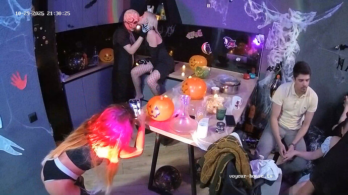 AoraPaladin-20251029-16