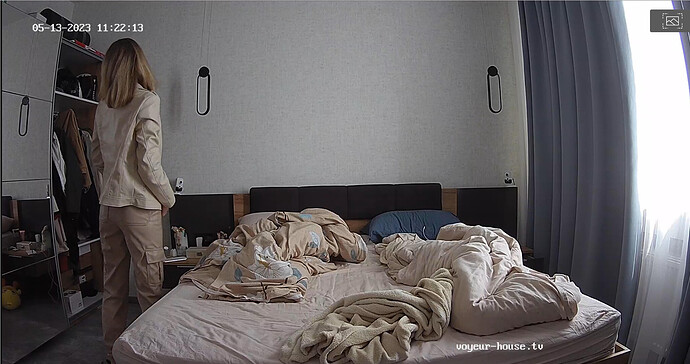 Screenshot 2023-05-13 at 13-03-43 Guest bedroom camera at Sophia Elon Claudia reallifecam apartment at Voyeur House TV (cam110)