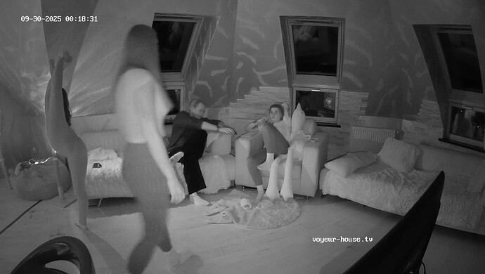 realm8-cam15-1759181389