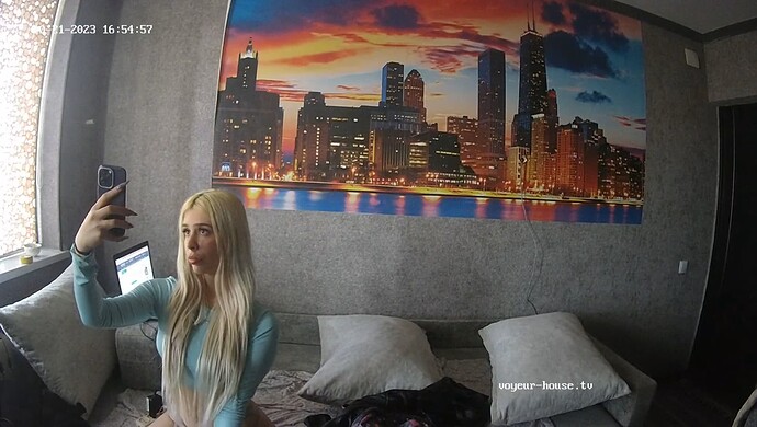 realm87-cam16-1697882136