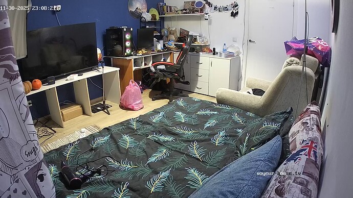 realm111-cam13-1764533343