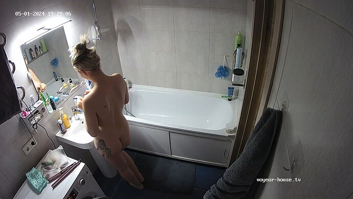 realm27-cam110-1714580980