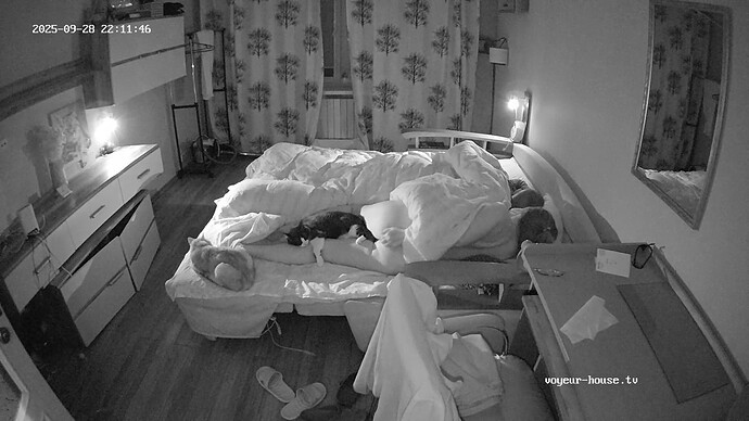 realm34-cam13-1759086740