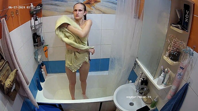 realm7-cam16-1718583847