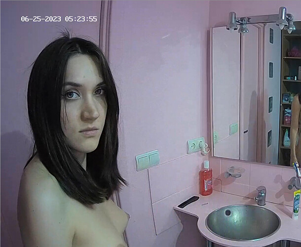 Screenshot 2023-06-24 at 19-29-52 Bedroom camera at Tonk reallifecam apartment at Voyeur House TV (cam110)