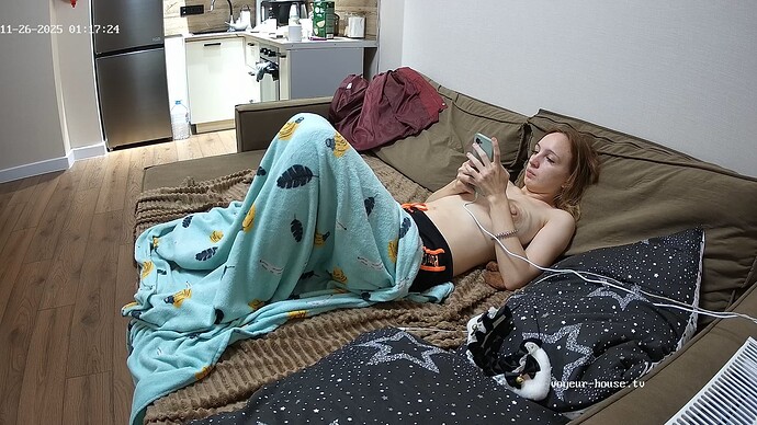 realm125-cam15-1764121790