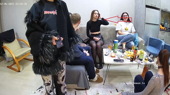 realm6-cam14-1765055174