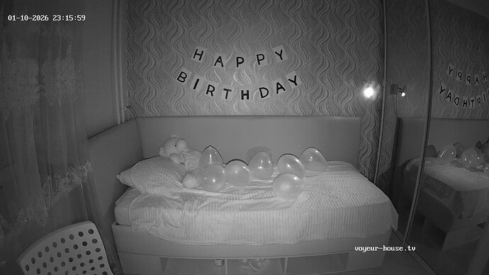 realm122-cam110-1768076194