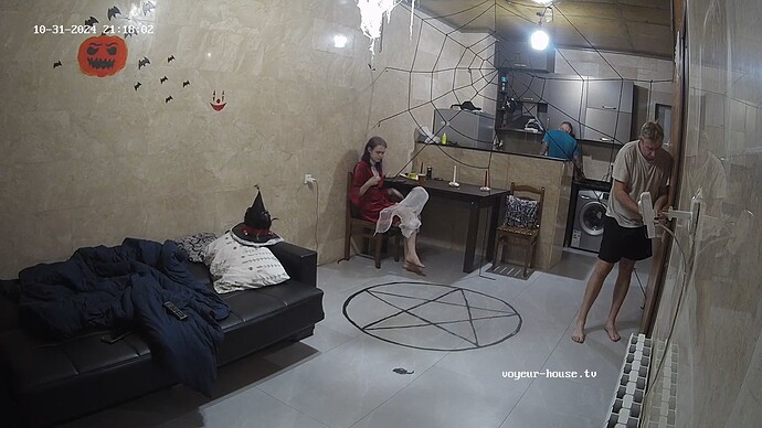 realm43-cam15-1730395135