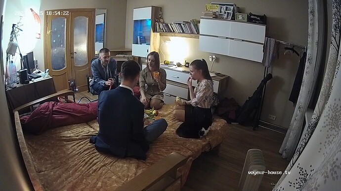 realm34-cam14-1697385292