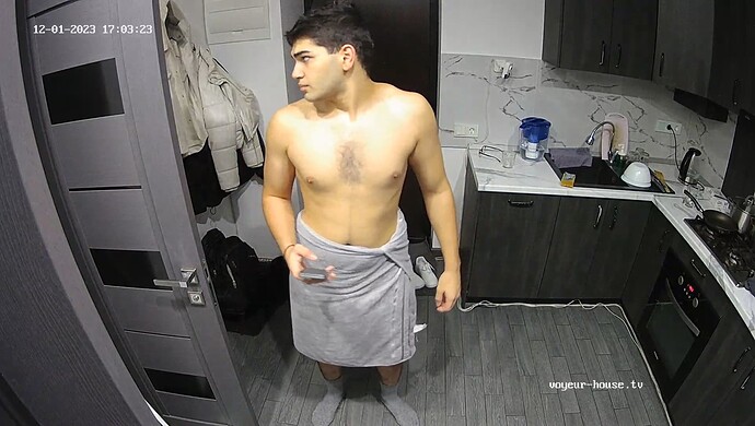 realm27-cam110-1701451153