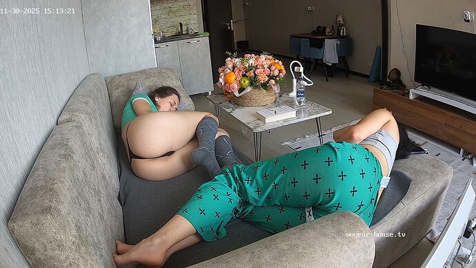 realm6-cam15-1764504843