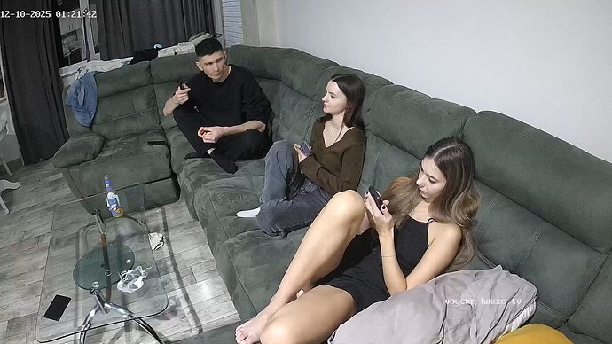 realm126-cam16-1765318929