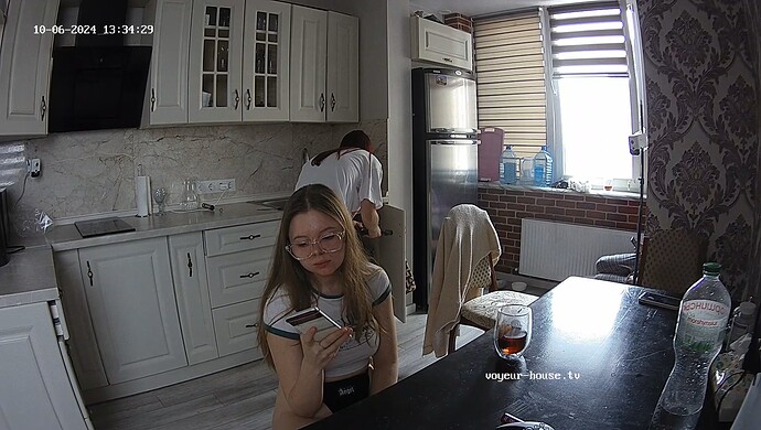 realm8-cam12-1728243696