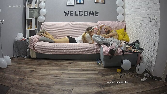 realm107-cam14-1763145646