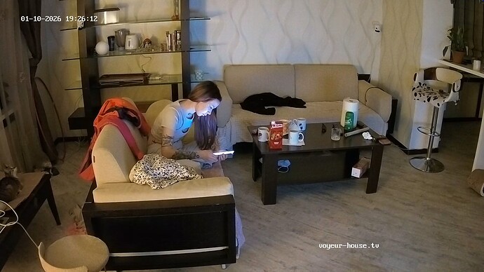 realm64-cam14-1768062411