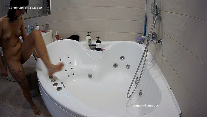 realm47-cam111-1728503918