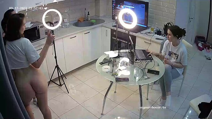 vlcsnap-2023-09-17-22h28m01s433