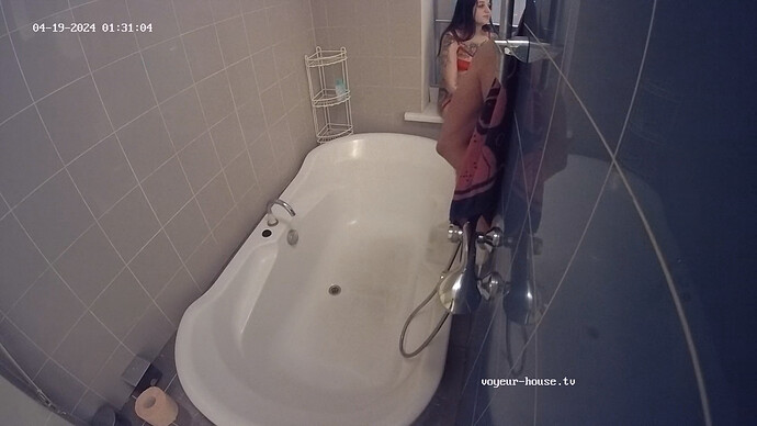 realm48-cam111-1713479499