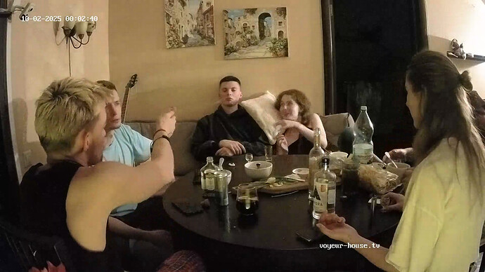 realm7-cam112-1759352600