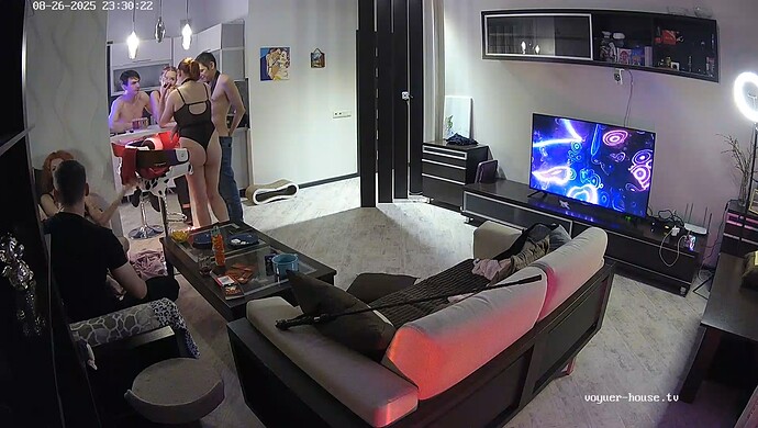 realm64-cam15-1756240258