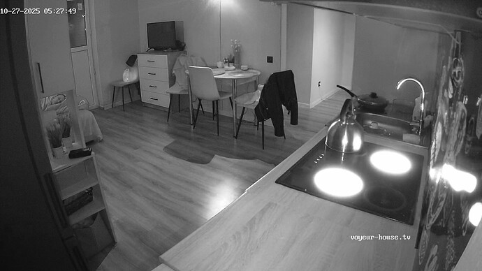 realm107-cam12-1761561352