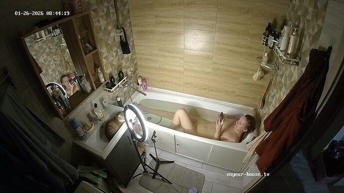 realm18-cam113-1769415692