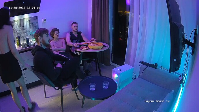 realm10-cam13-1764360115