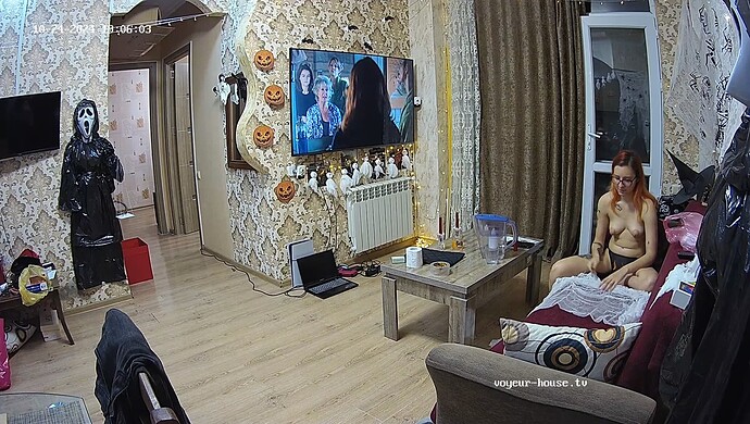 videoframe_3700