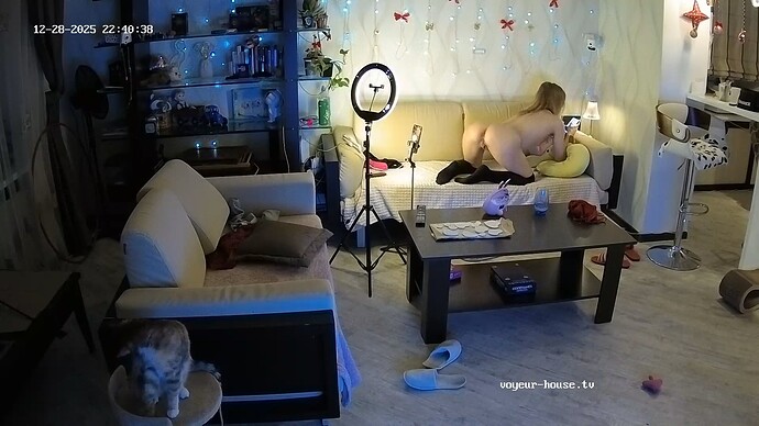 realm64-cam14-1766953963