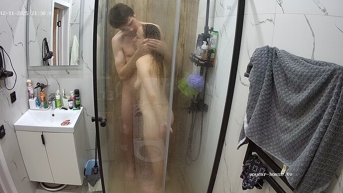 realm125-cam110-1765477885