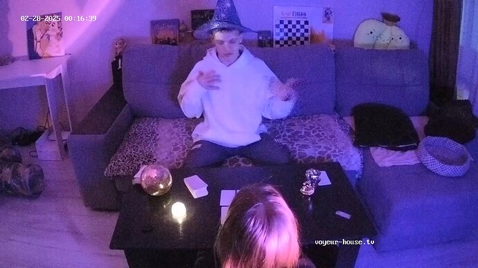 realm64-cam15-1740696568