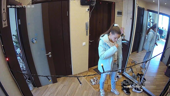 realm37-cam113-1723640994