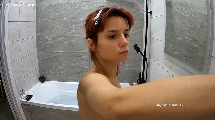 realm5-cam19-1763145305