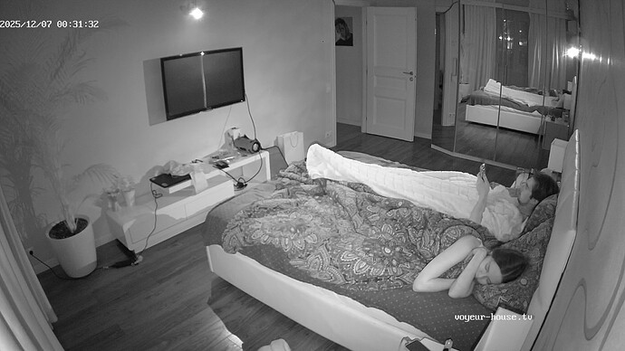 realm106-cam17-1765058267