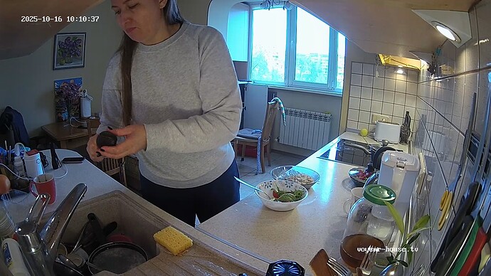 realm34-cam11-1760600168