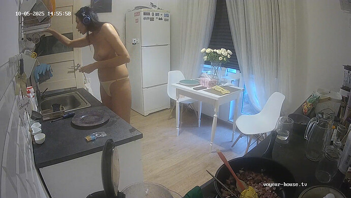 realm72-cam11-1759665398