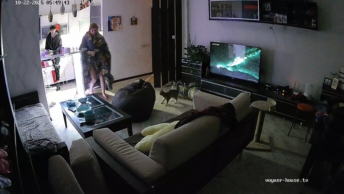 realm64-cam15-1761101737