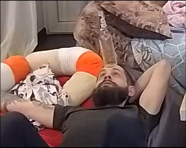 Kano_240125_bottle_forehead_@_M&H