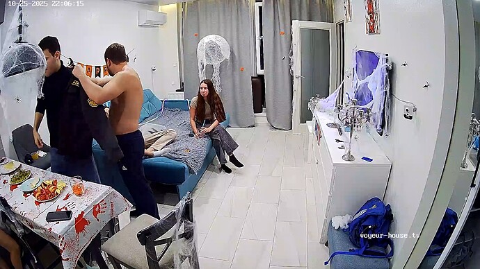 realm101-cam13-1761419209