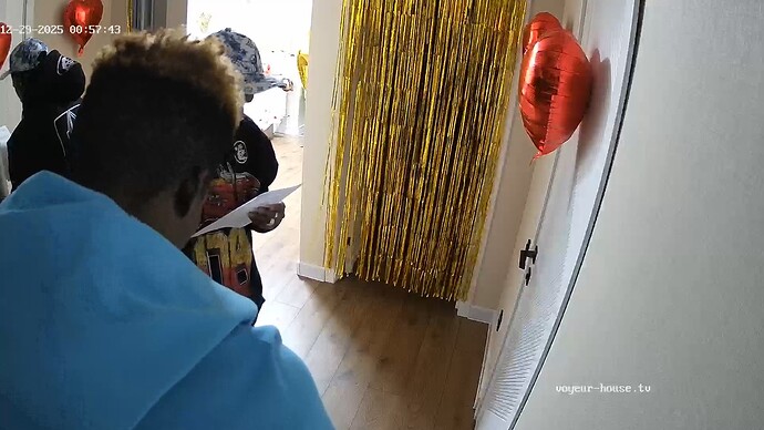 realm125-cam111-1766959313