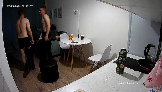 realm2-cam12-1721690609